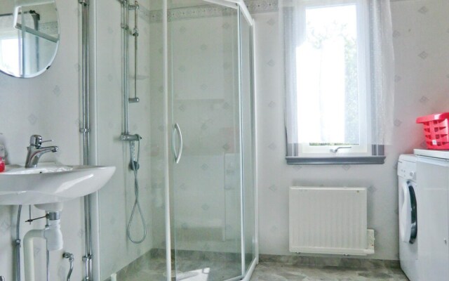 Nice Home in Färjestaden With 4 Bedrooms