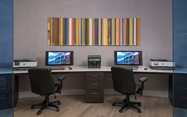 Holiday Inn Express & Suites Lakeland South by IHG