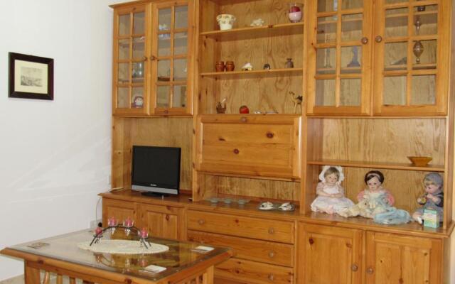 Central Studio Apartment