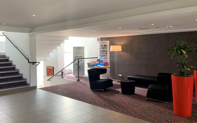 Holiday Inn Lille - Ouest Englos by IHG