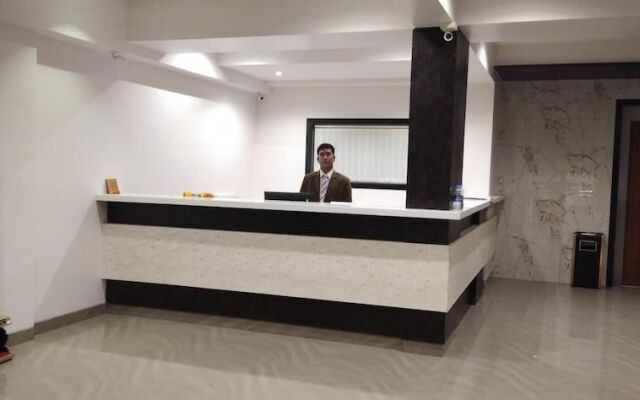 Seasons Hotel