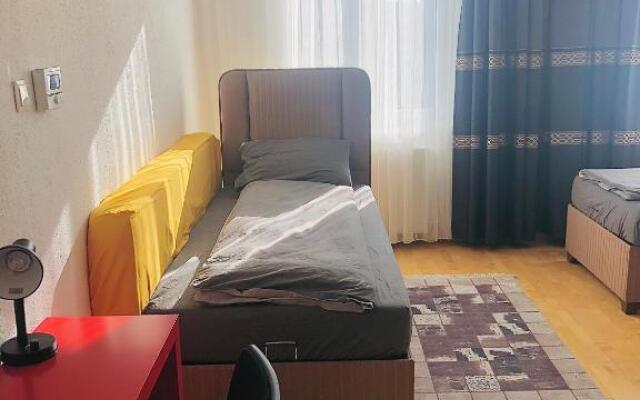 Central 75m² Apartment at Belvedere Palace