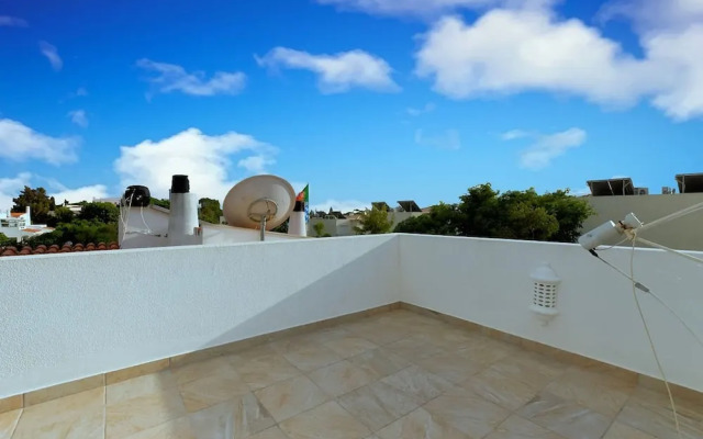 Casa Thea Family Villa With Private Heated Swimm