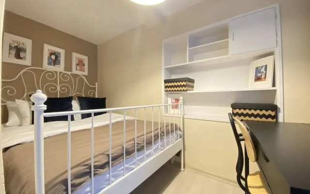 Charming and Central Flat Near Macka Park