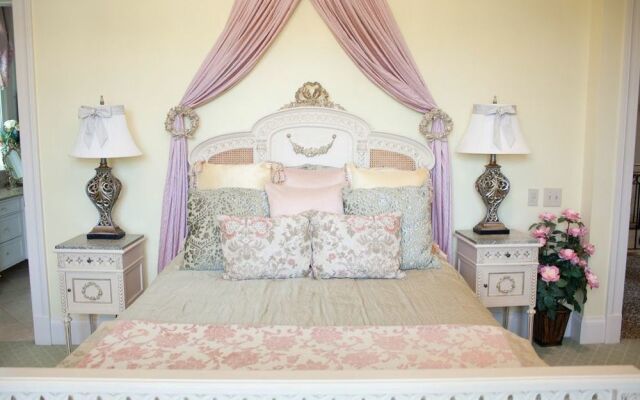 Fountainview Mansion