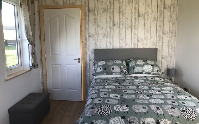 The Snuggly Sheep Shepherd Hut Campview Farm Stay