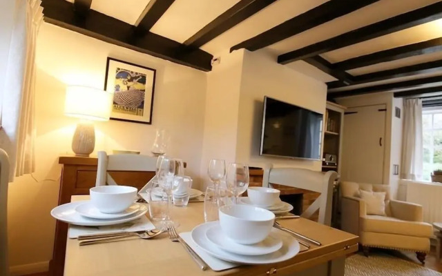 One Masons Court