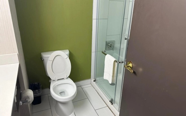 Sleep Inn & Suites