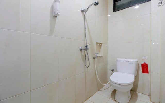 RedDoorz near Samarinda Central Plaza