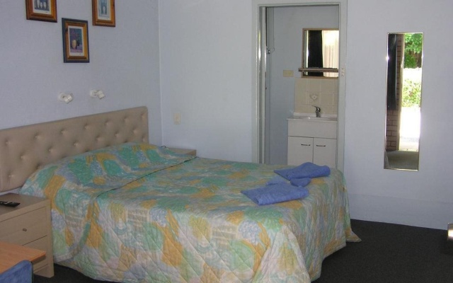 Sapphire Motel Coffs Harbour – Guest Rooms – Korora