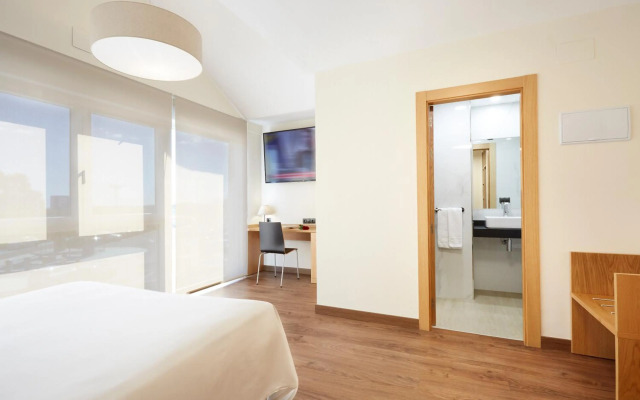 Hotel Arias Aeropuerto