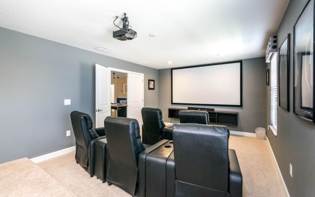 1512 Rolling Fairway Drive