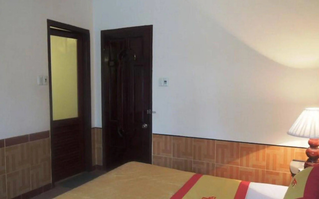 Thanh Noi Hotel