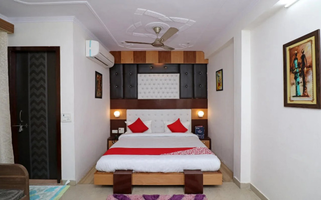 Tiger House