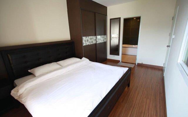 Phuket Villa Condominium