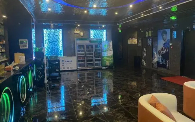 Vienna Hotel (Huizhou Yeting Avenue)