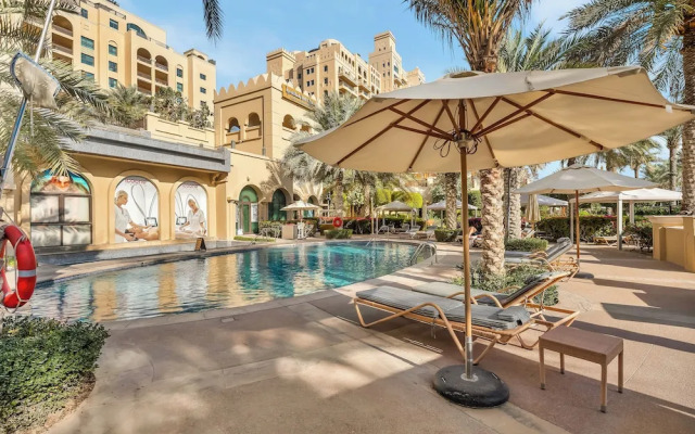 New Fairmont Residences by Propigo