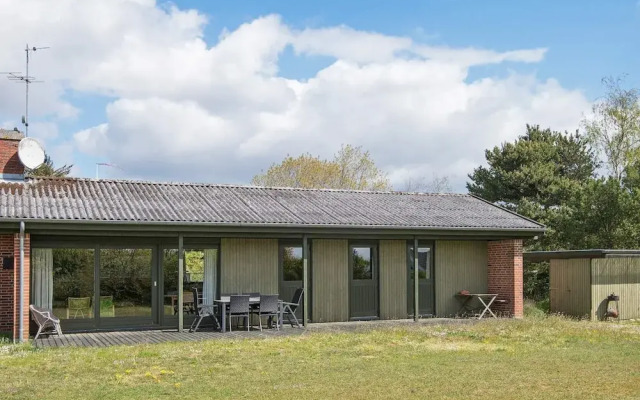 6 Person Holiday Home in Ebeltoft-by Traum