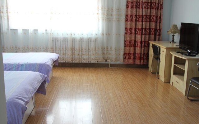 Qingdao Ri Yue Ju Hotel