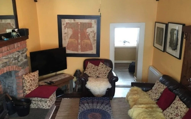 5-Bed Beach Side House in Kilkee