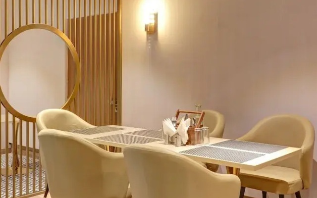 Saltstayz Premier - Mohali Chandigarh
