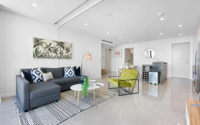Oceanfront 3-bed With Stunning Views, Pool & Sauna