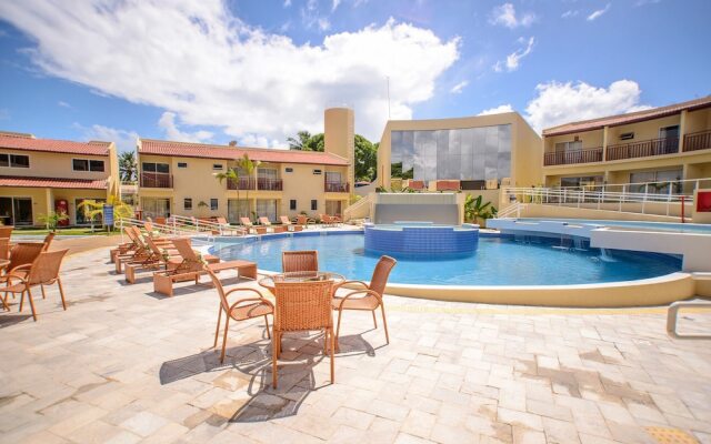 Lindo Flat de Frente para a Piscina