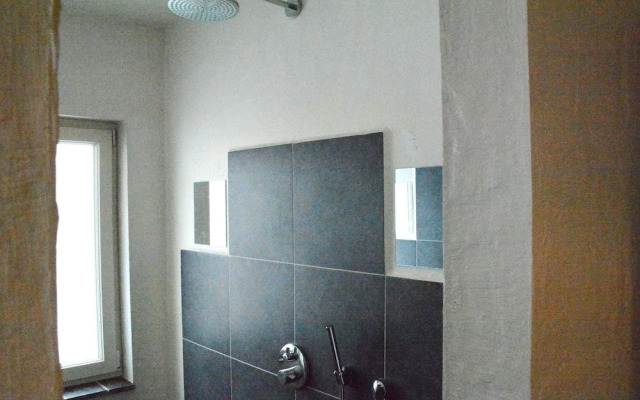 Cozy Holiday Home in Bièvre with Hot Tub