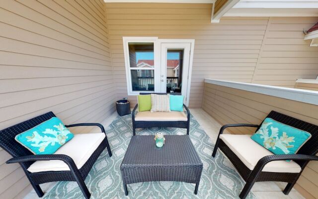 The Chic 3 Bedroom Townhouse