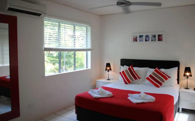 Seascape Holiday at the Queenslander