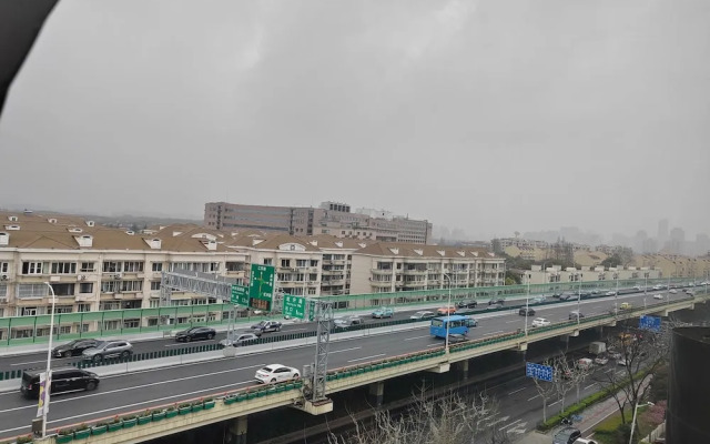 Tuke Hotel (Shanghai Hongqiao Hub Yan'an West Road Branch)