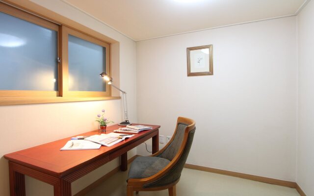 The Suite Place Serviced Residence