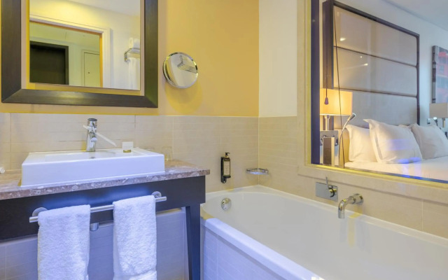 Pestana Chelsea Bridge Hotel & SPA