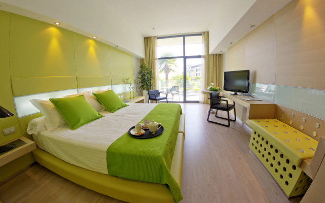 La Finca Resort