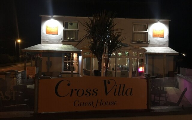 Crossvilla Guest House & Tea Room