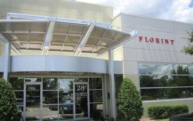 Florint Pool Homes