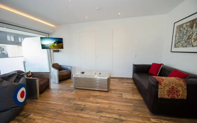 Superb Alpine Lodges Zell am See 4pax