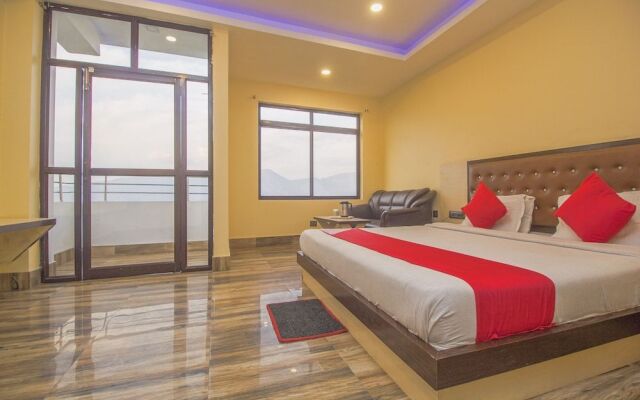 OYO 28105 Hotel Blue Sapphire