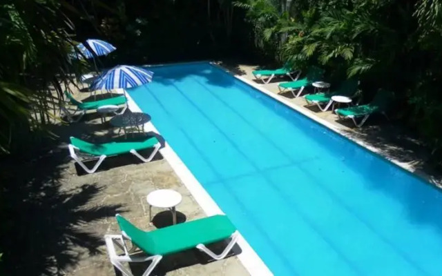 Romanoff Hotel