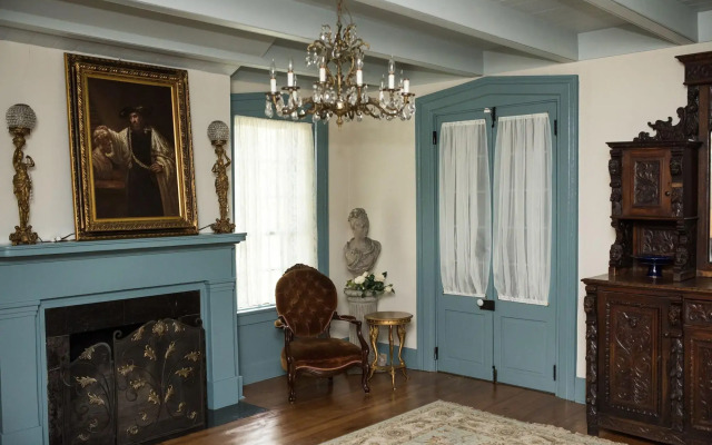 Bois Des Chenes Bed & Breakfast Inn