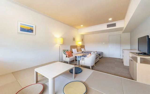 Spa Resort Hawaiians Monolith Tower