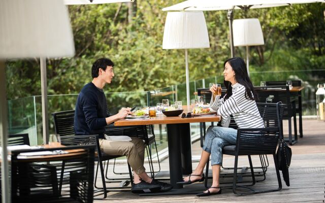 Renaissance Nanjing Olympic Centre Hotel