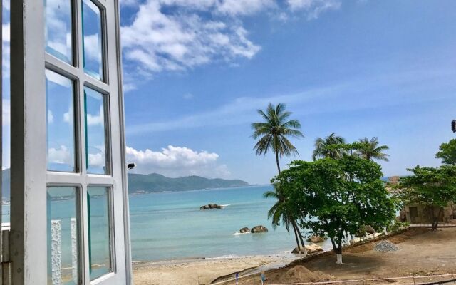 Vivid Seaside Homestay Nha Trang