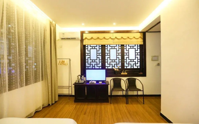 West street No.8 Inn