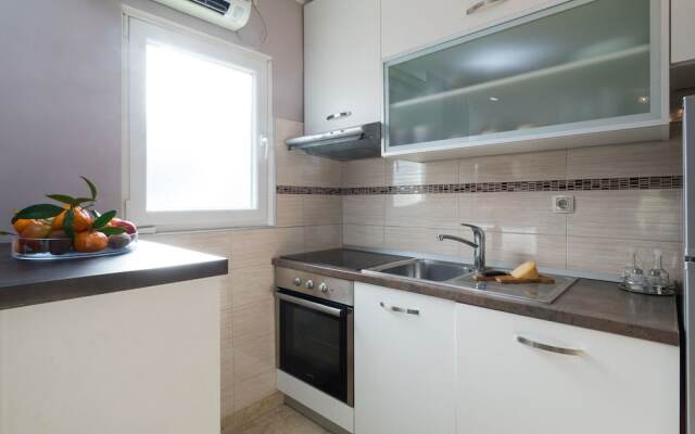 Alluring Holiday Home in Korčula with Whirlpool