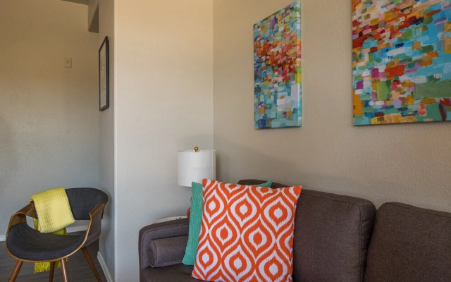FRONTDESK North Scottsdale Paradise Valley Apts