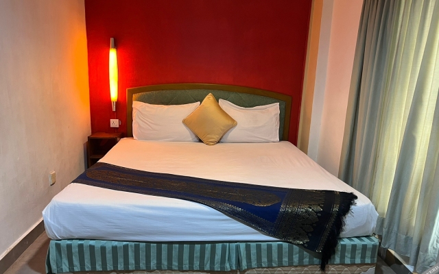 OYO 90780 J Hotel Bukit Bintang