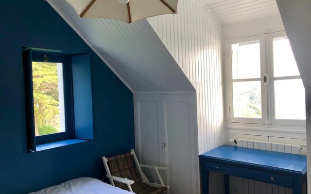 Superb sea View / Private Beach Access