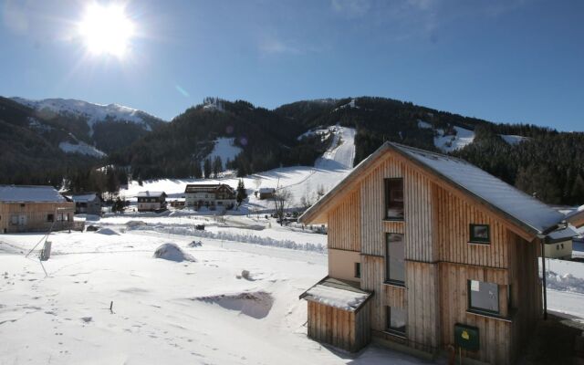 Wooden Chalet In Hohentauern With A Garden