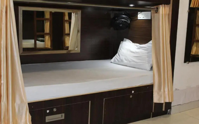 Paradise AC Dormitory